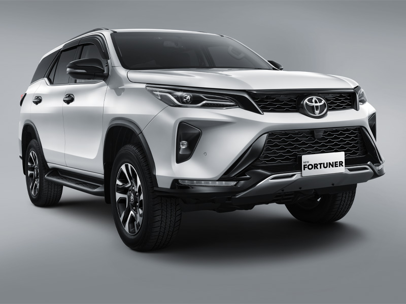 Mobil Fortuner